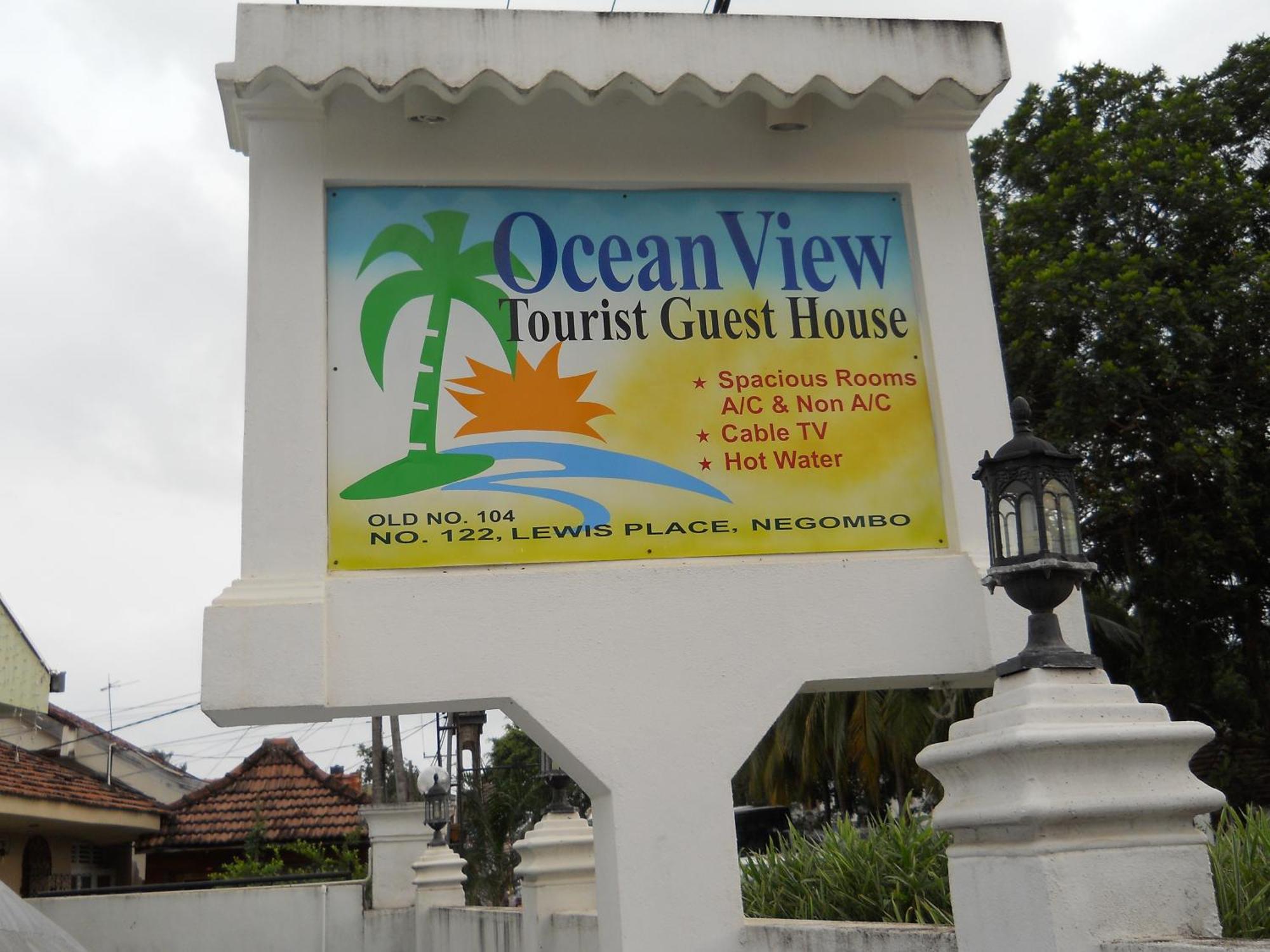 Ocean View Tourist Guest House At Negombo Beach Exterior photo