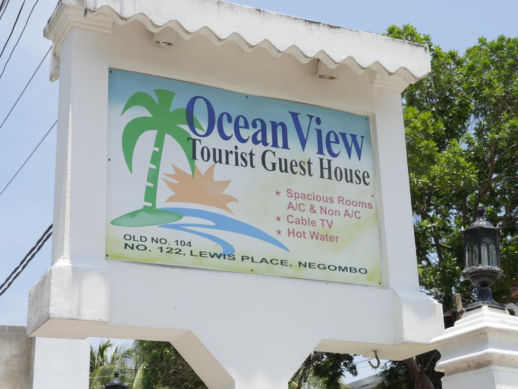 Ocean View Tourist Guest House At Negombo Beach Exterior photo